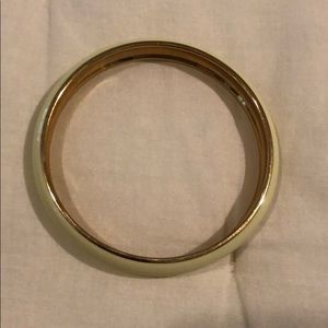 J Crew bracelet beige yellowish color.